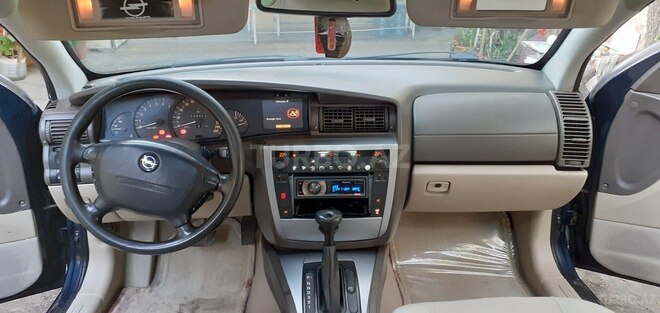 Opel Omega 1999, 326,000 km - 2.5 l - Bakı
