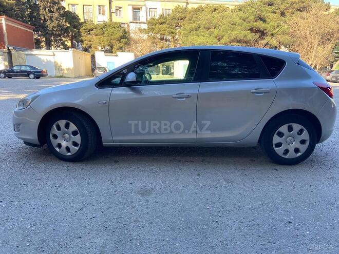 Opel Astra 2011, 222,656 km - 1.6 l - Bakı