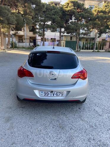 Opel Astra 2011, 222,656 km - 1.6 l - Bakı