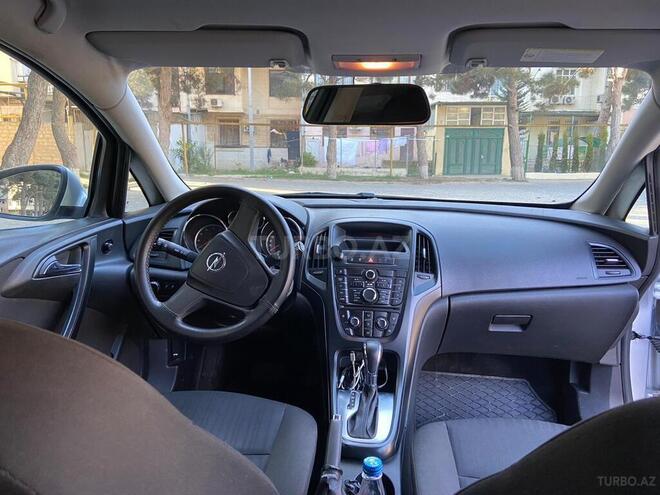 Opel Astra 2011, 222,656 km - 1.6 l - Bakı