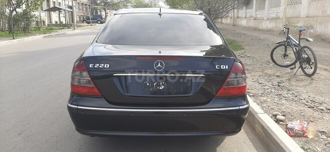 Mercedes E 220 2002, 450,000 km - 2.2 л - Gəncə
