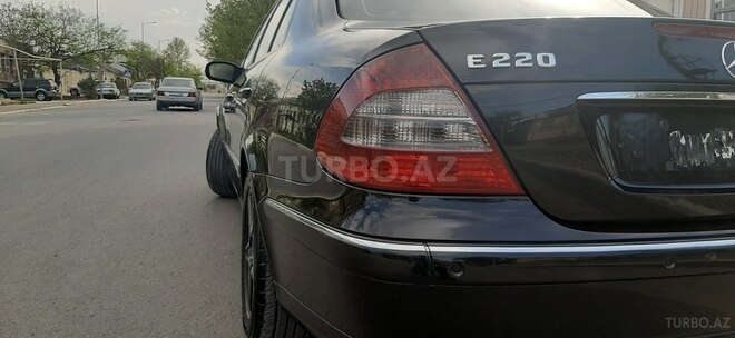 Mercedes E 220 2002, 450,000 km - 2.2 л - Gəncə