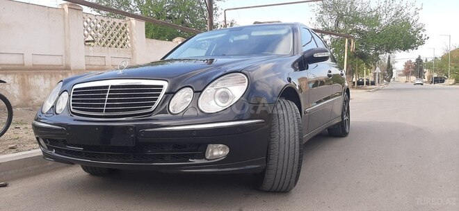 Mercedes E 220 2002, 450,000 km - 2.2 л - Gəncə
