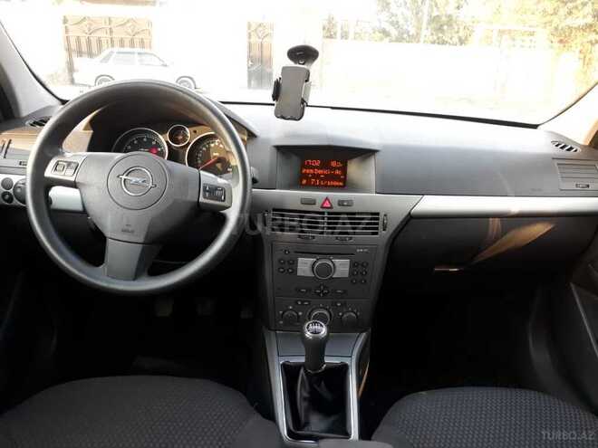 Opel Astra 2005, 172,000 km - 1.4 l - Bakı