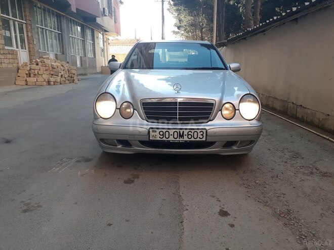 Mercedes E 220 2000, 334,000 km - 2.2 l - Bakı