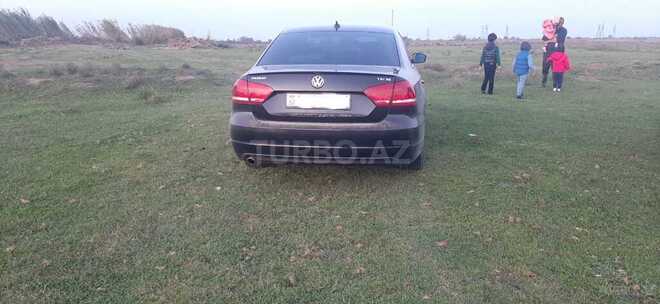 Volkswagen Passat 2013, 125,000 km - 1.8 l - Bakı