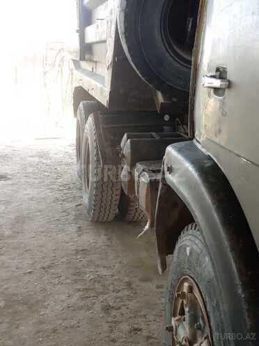 KamAz 55111 1988, 360,000 km - 11.0 l - Salyan