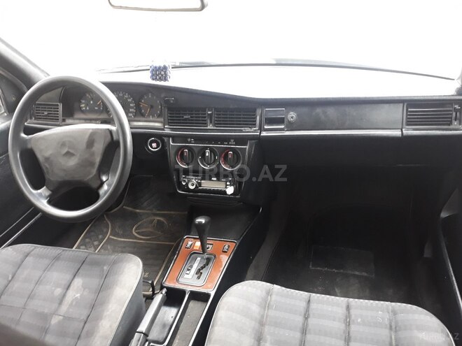 Mercedes 190 1993, 273,698 km - 1.8 l - Bakı
