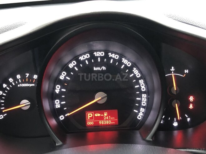 Kia Sportage 2013, 98,000 km - 2.0 l - Bakı