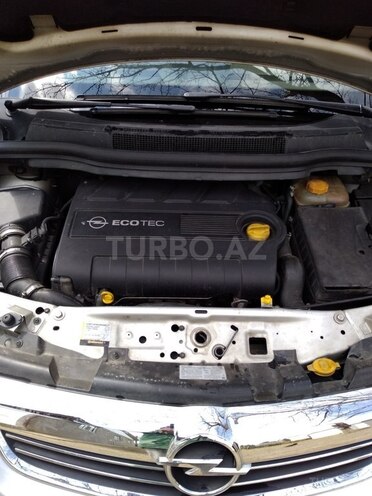 Opel Zafira 2009, 279,000 km - 1.9 l - Oğuz