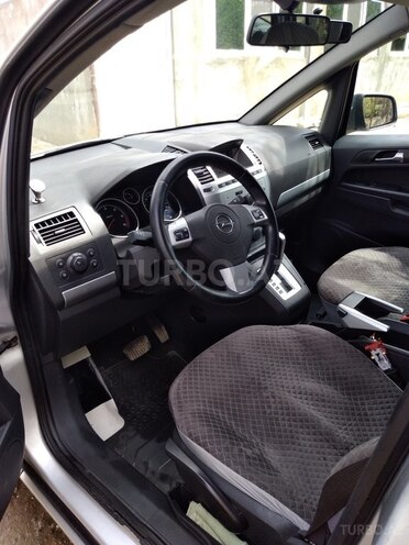 Opel Zafira 2009, 279,000 km - 1.9 l - Oğuz