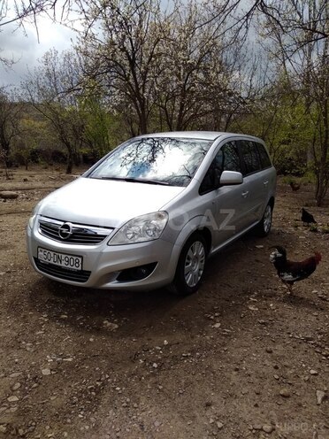 Opel Zafira 2009, 279,000 km - 1.9 l - Oğuz