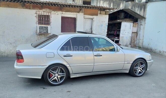 Mercedes C 240 1999, 250,000 km - 2.4 l - Bakı