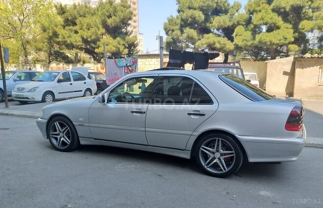 Mercedes C 240 1999, 250,000 km - 2.4 l - Bakı