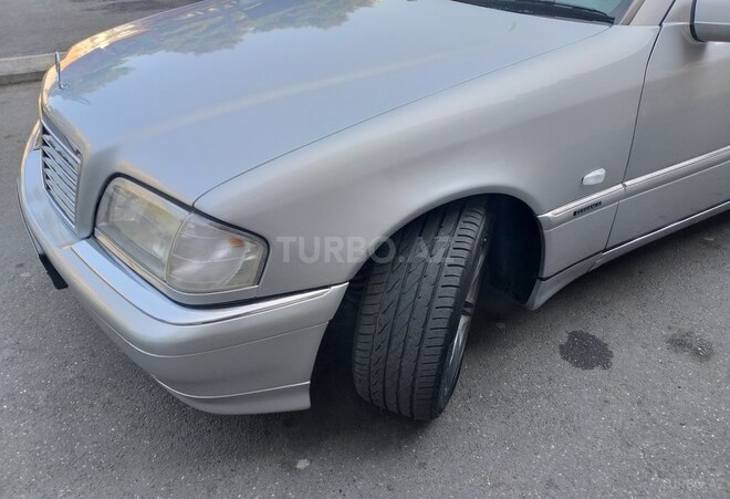 Mercedes C 240 1999, 250,000 km - 2.4 l - Bakı