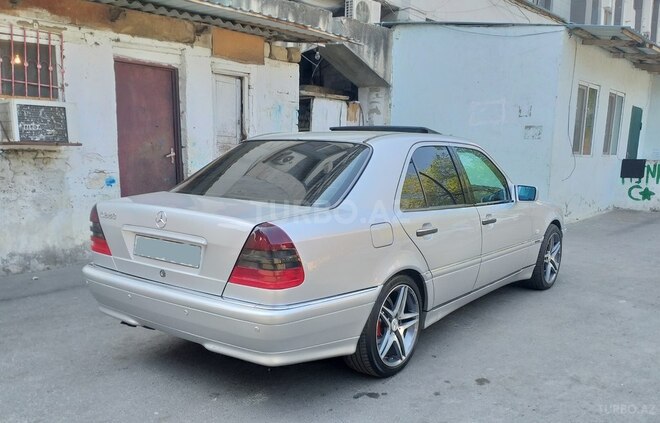Mercedes C 240 1999, 250,000 km - 2.4 l - Bakı