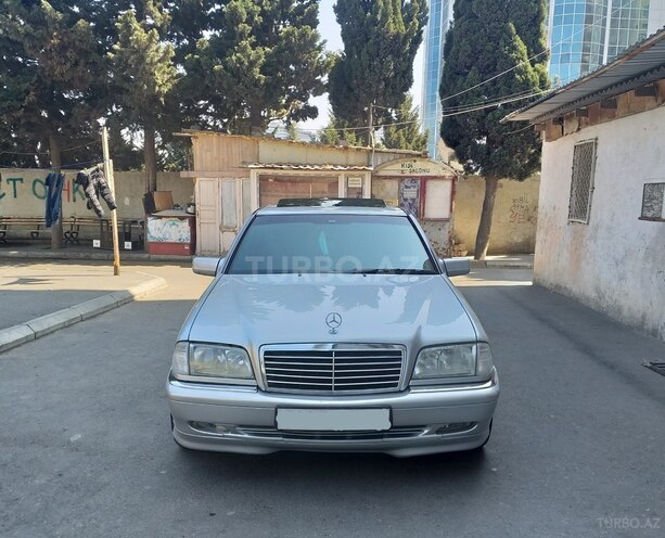 Mercedes C 240 1999, 250,000 km - 2.4 l - Bakı