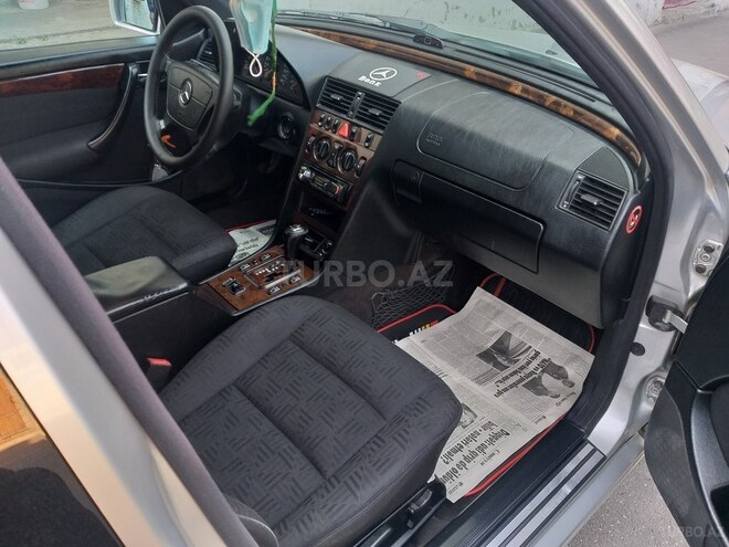 Mercedes C 240 1999, 250,000 km - 2.4 l - Bakı