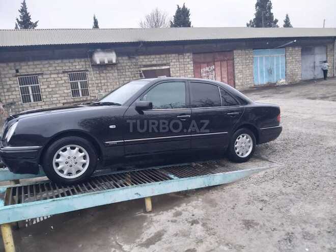 Mercedes E 200 1998, 290,000 km - 2.0 л - Gəncə
