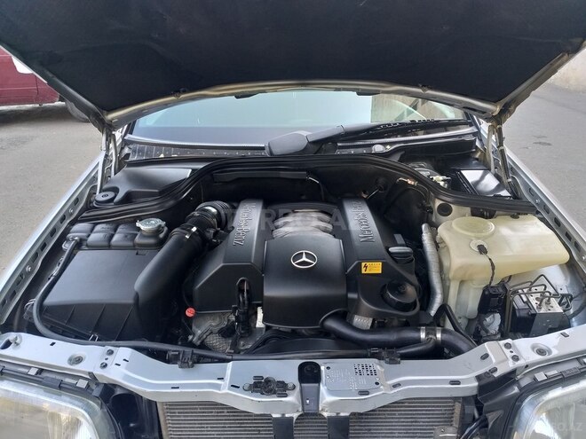 Mercedes C 240 1999, 250,000 km - 2.4 l - Bakı
