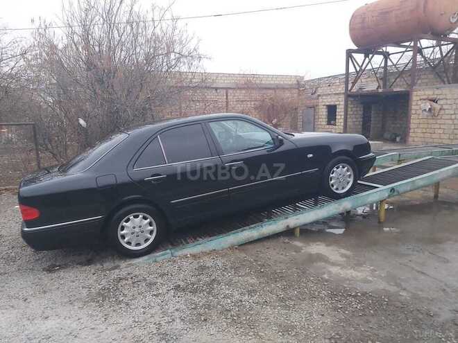 Mercedes E 200 1998, 290,000 km - 2.0 л - Gəncə