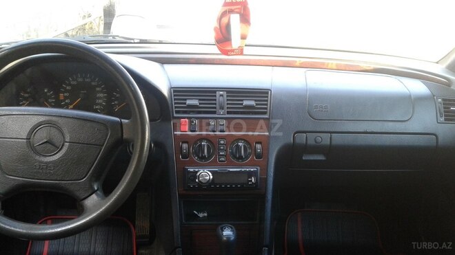 Mercedes C 220 1994, 548,000 km - 2.2 l - Quba