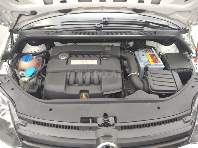 Volkswagen Polo 2010, 139,000 km - 1.6 л - Bakı