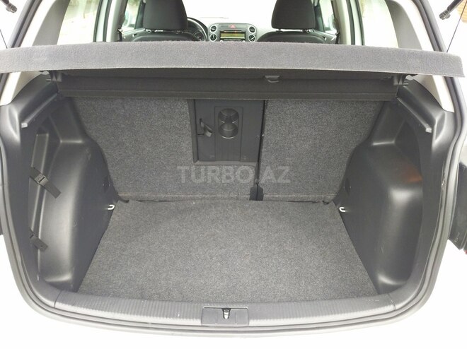 Volkswagen Polo 2010, 139,000 km - 1.6 л - Bakı
