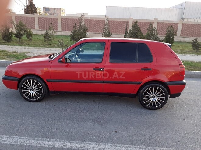 Volkswagen Golf 1994, 165,000 km - 2.0 l - Sumqayıt