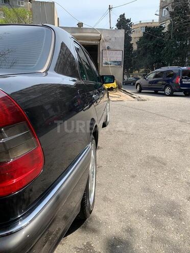 Mercedes C 230 1998, 211,800 km - 2.3 l - Bakı