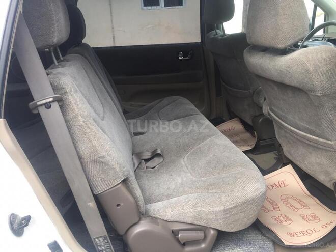 Mitsubishi Chariot 2000, 227,000 km - 2.4 l - Bakı
