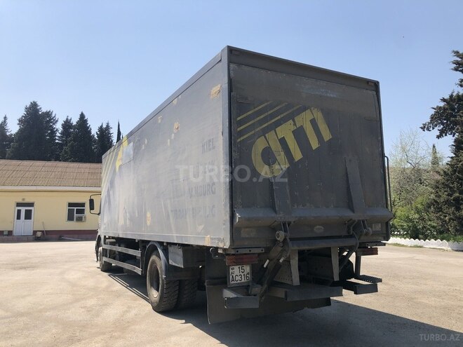 Mercedes Atego 1823 2001, 400,000 km - 6.4 l - Bakı
