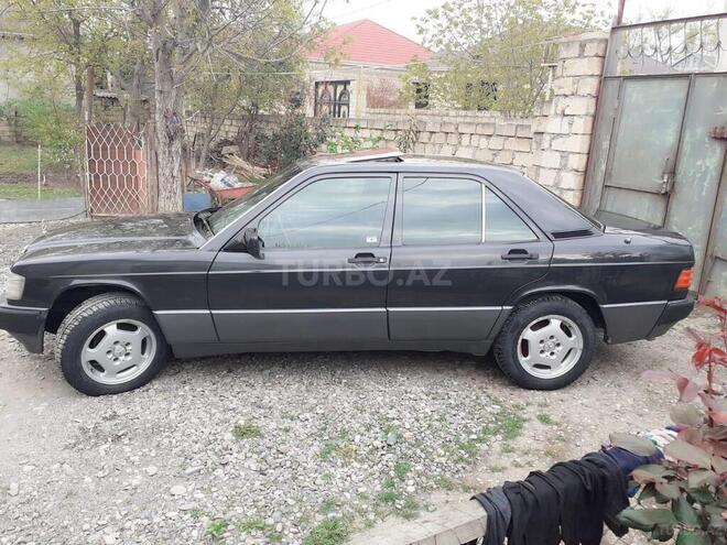Mercedes 190 1991, 250,000 km - 2.0 л - Bərdə