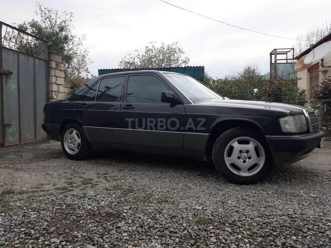 Mercedes 190 1991, 250,000 km - 2.0 л - Bərdə