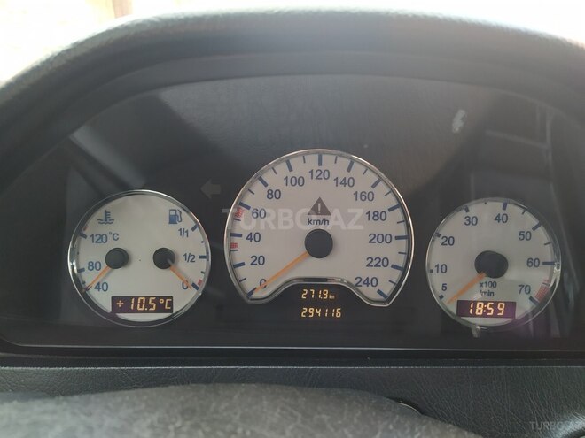 Mercedes C 180 1998, 294,000 km - 1.8 l - Bakı