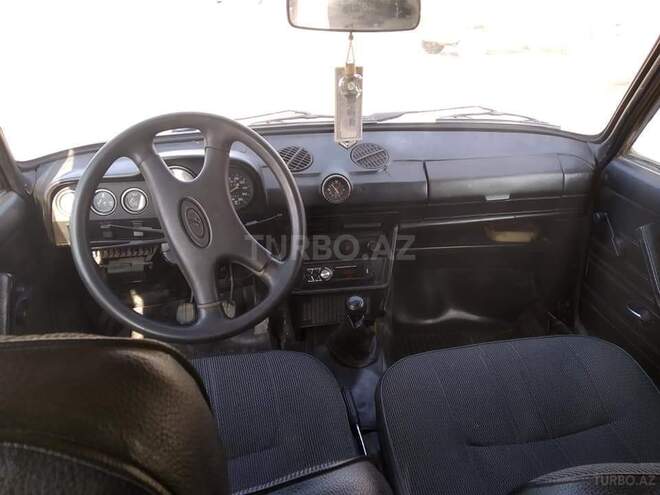 LADA (VAZ) 2106 1990, 111,000 km - 1.5 l - Salyan