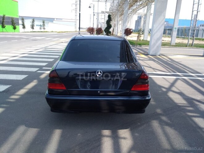 Mercedes C 240 1998, 254,211 km - 2.4 л - Sumqayıt