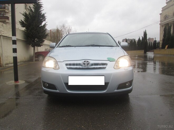 Toyota Corolla 2004, 301,000 km - 1.4 l - Bakı