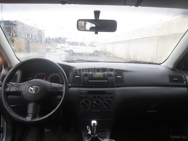 Toyota Corolla 2004, 301,000 km - 1.4 l - Bakı