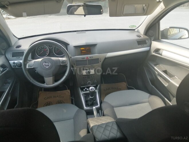 Opel Astra 2006, 162,000 km - 1.6 l - Bakı