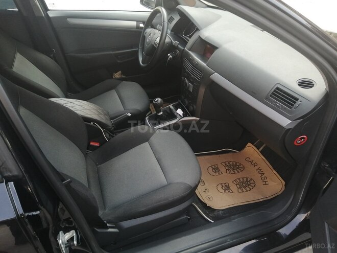 Opel Astra 2006, 162,000 km - 1.6 l - Bakı