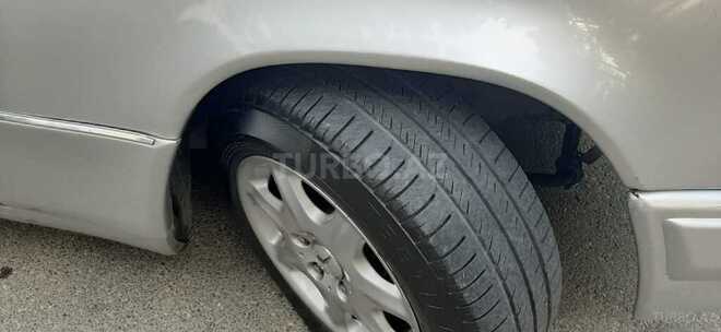 Mercedes E 230 1991, 300,000 km - 2.3 l - Sumqayıt