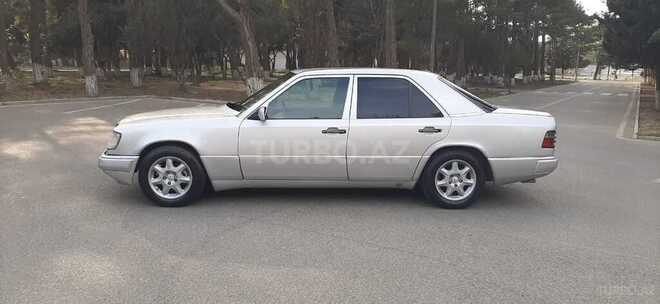 Mercedes E 230 1991, 300,000 km - 2.3 l - Sumqayıt