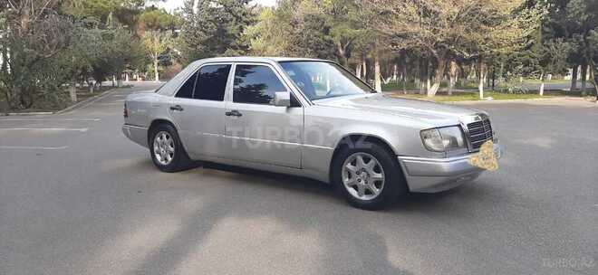 Mercedes E 230 1991, 300,000 km - 2.3 l - Sumqayıt