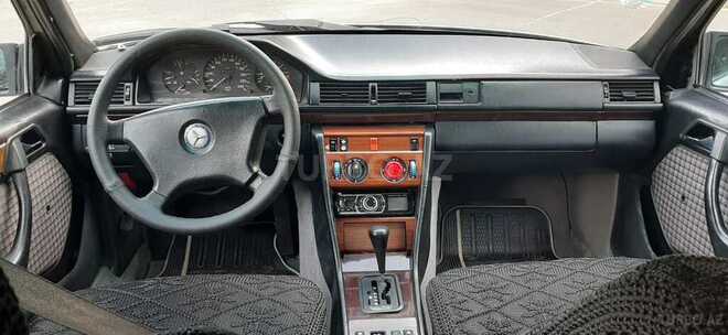 Mercedes E 230 1991, 300,000 km - 2.3 l - Sumqayıt