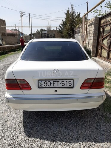 Mercedes E 280 1999, 290,000 km - 2.8 л - Bakı