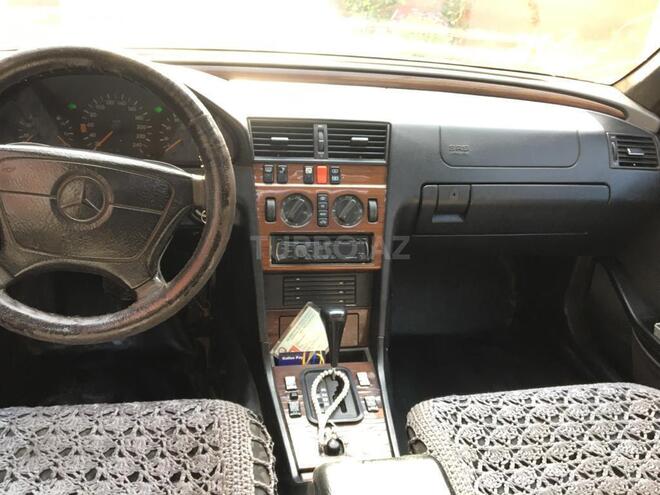 Mercedes C 180 1994, 250,000 km - 1.8 l - Bakı