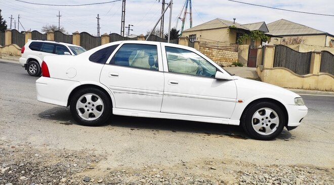 Opel Vectra 2000, 450,000 km - 2.0 l - Bakı