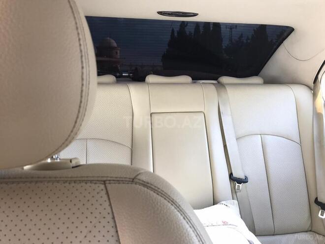 Mercedes E 240 2004, 236,000 km - 2.6 l - Bakı
