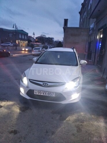 Hyundai i30 2011, 241,700 km - 1.6 l - Bakı